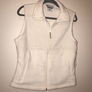 Brand new Columbia white fleece vest Medium